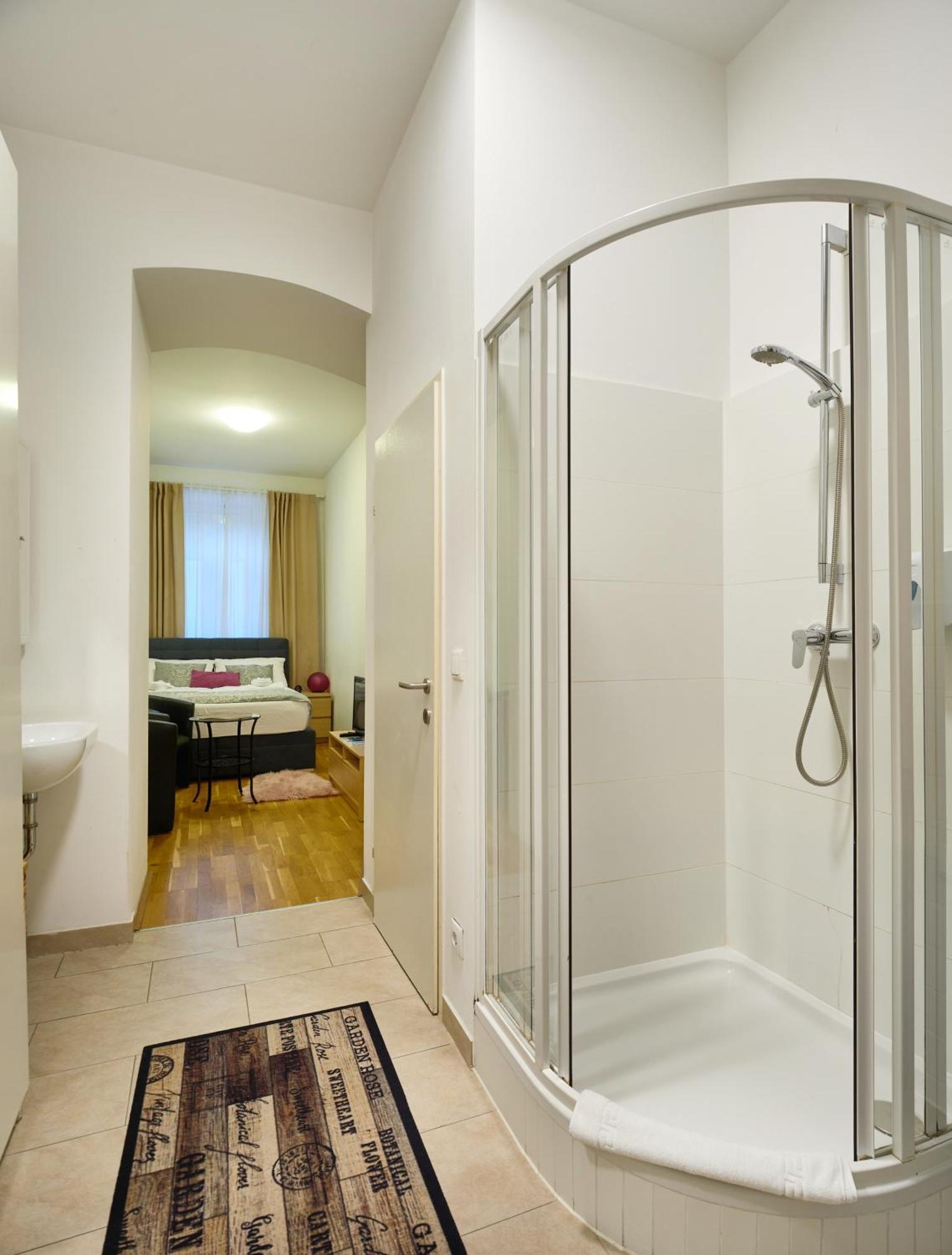 Flarent Economy Apartments Wien Eksteriør billede